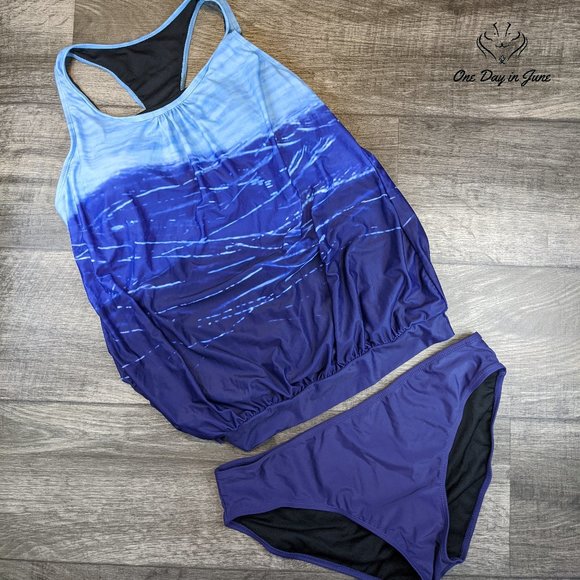 Arctic Cubic Racerback Padded Tankini - Picture 3 of 3